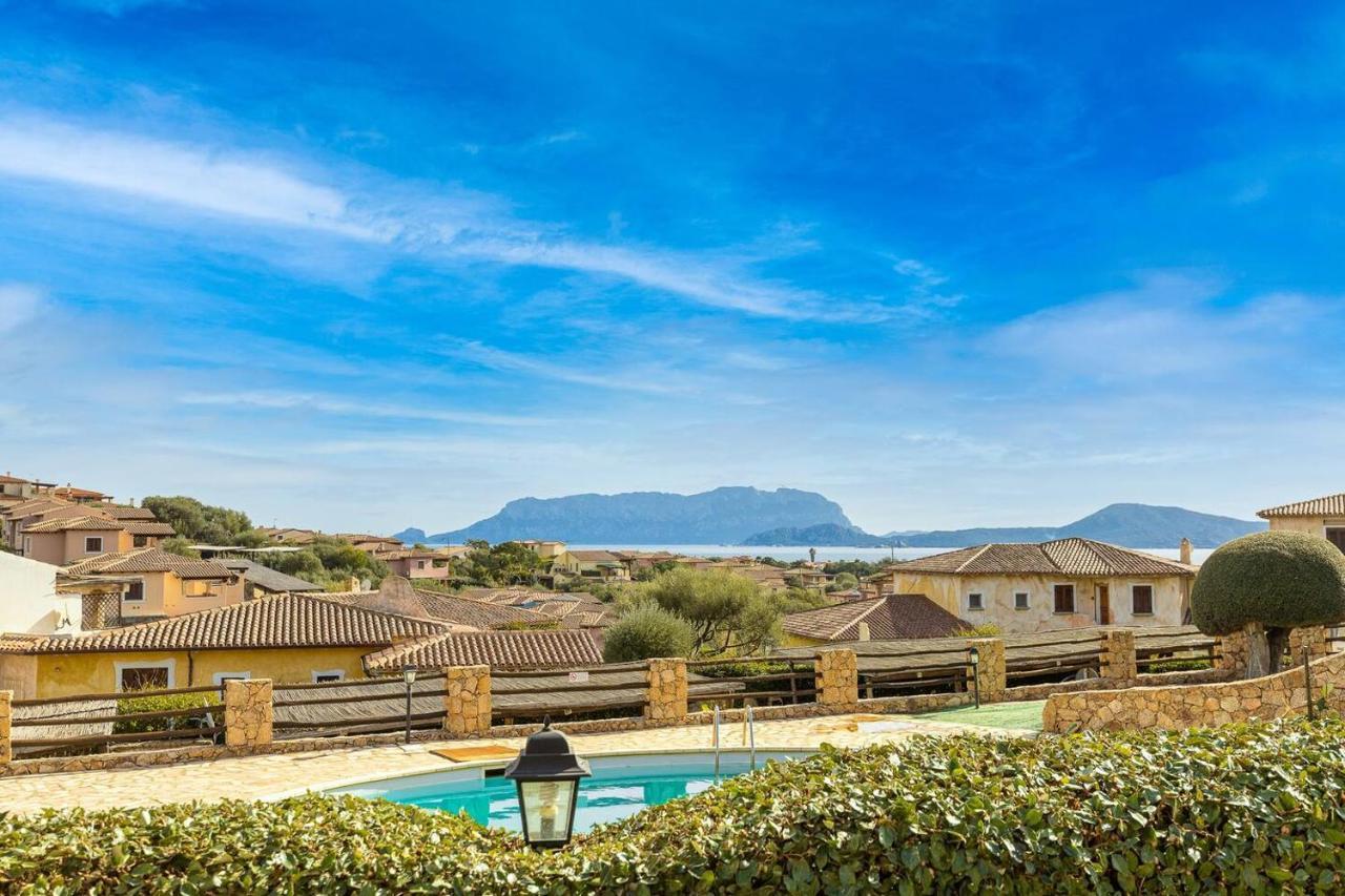 Casa Vacanze Lo Squalo Olbia Exteriör bild