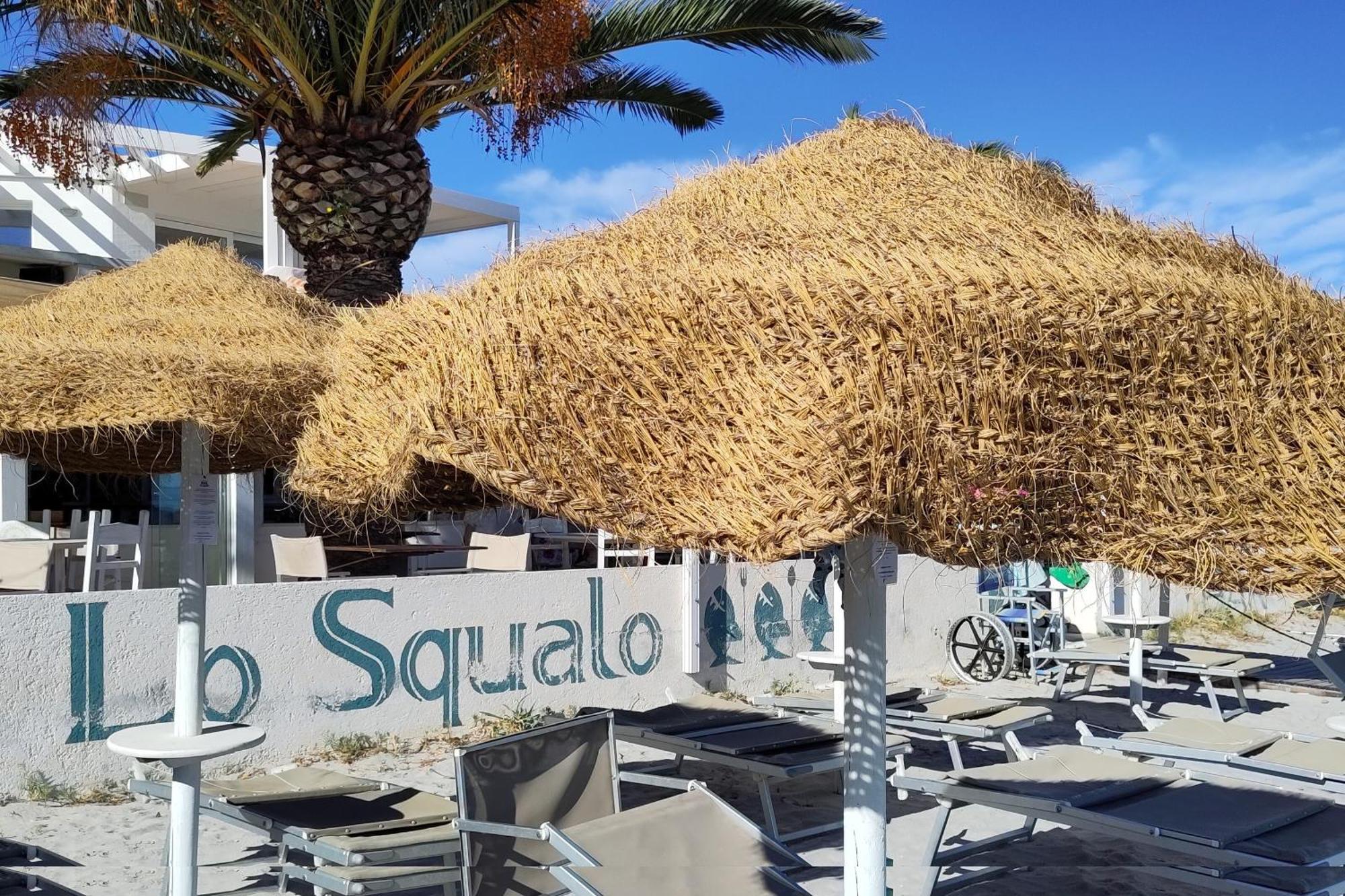Casa Vacanze Lo Squalo Olbia Exteriör bild